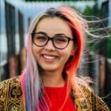 我们的核心团队 - 亿万28